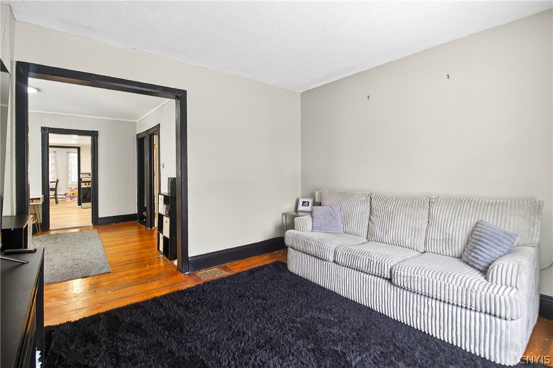 1213 Walnut Street Utica, NY 13502 - Photo 9 of 34