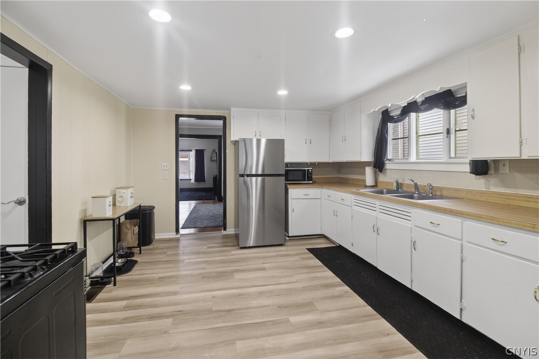 1213 Walnut Street Utica, NY 13502 - Photo 10 of 34