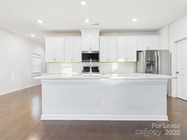 $2,600 | 6725 Good News Drive, Charlotte, NC 28215