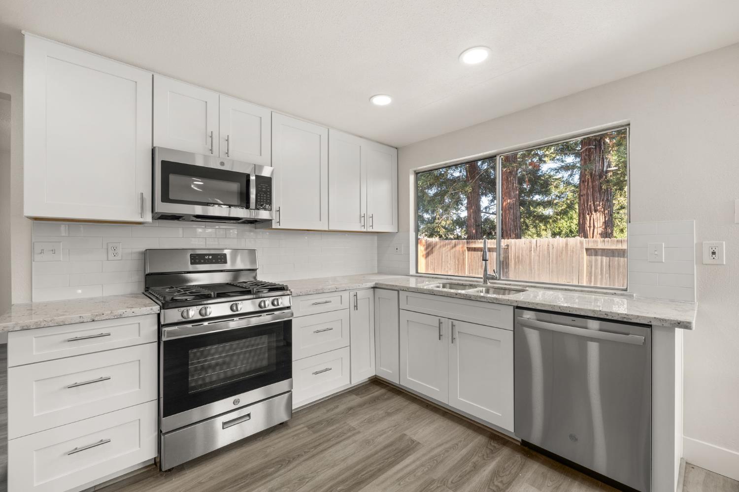 4925 Puma Way Carmichael, CA 95608 - Photo 38 of 71