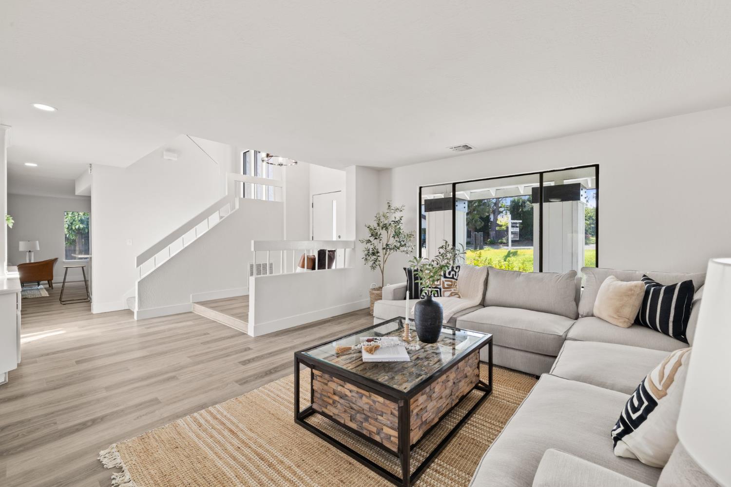 4925 Puma Way Carmichael, CA 95608 - Photo 8 of 71