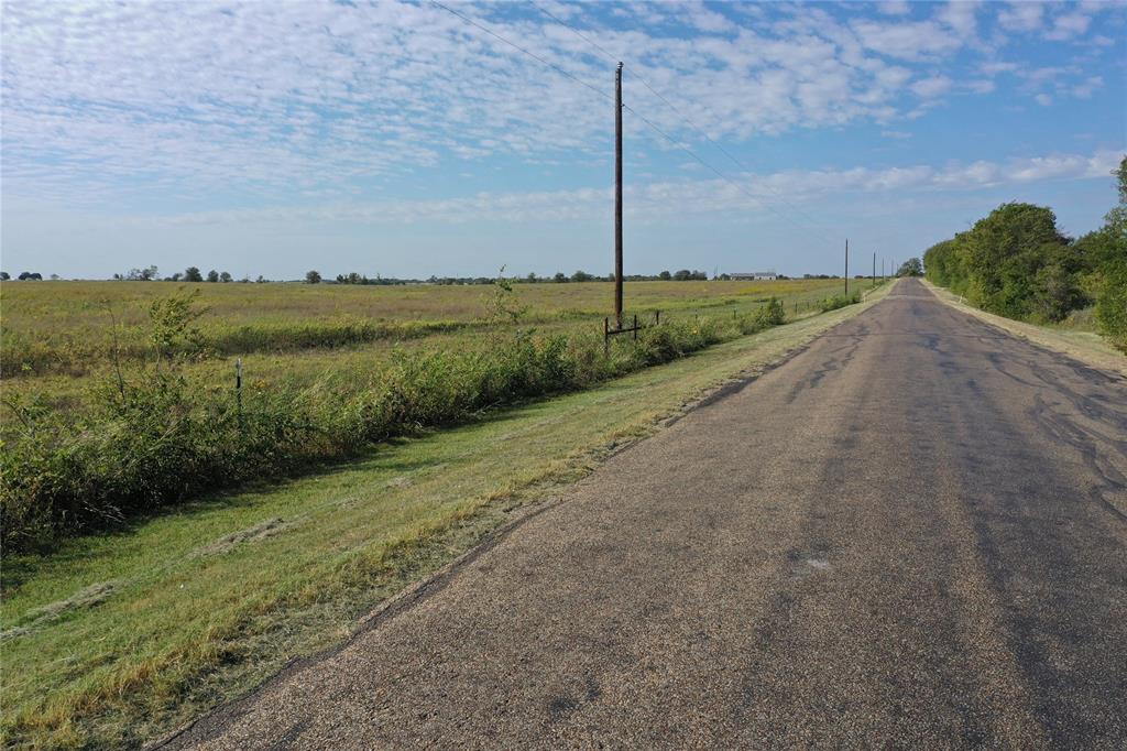 33-acres Battle Lake Road Mart, TX 76664 - Photo 5 of 18 a view of a road with a yard