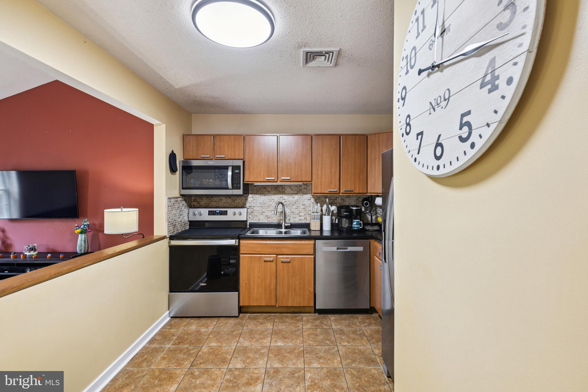 7 Regency Drive Mount Holly, NJ 08060 - Photo 12 of 32