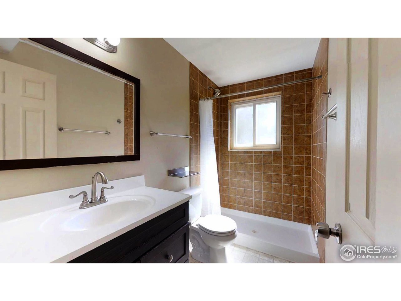 229 Briarwood Road Fort Collins, CO 80521 - Photo 13 of 21 Bathroom #2 - Lower Level
