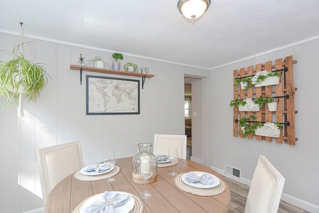 15 Suffolk Road Sharon, MA 02067 - Photo 11 of 34 Gallery Image 11