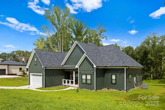 $559,000 | 2002 Pln Fld Drive, Bessemer City, NC 28016