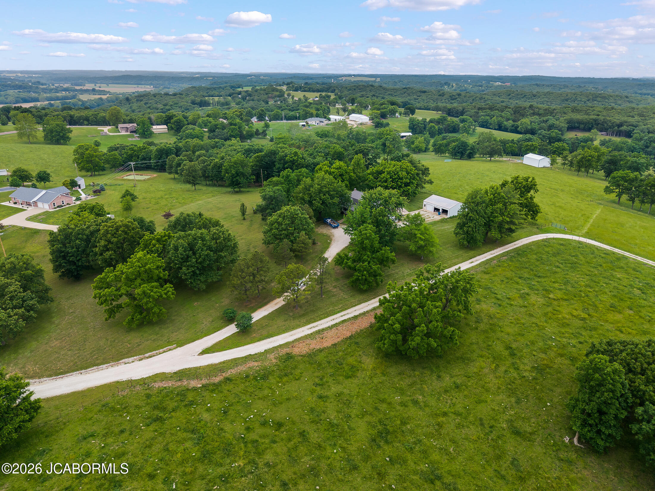 1429 Osage Bend Road Jefferson City, MO 65101 - Photo 30 of 32 DJI_20260522142001_0121_D