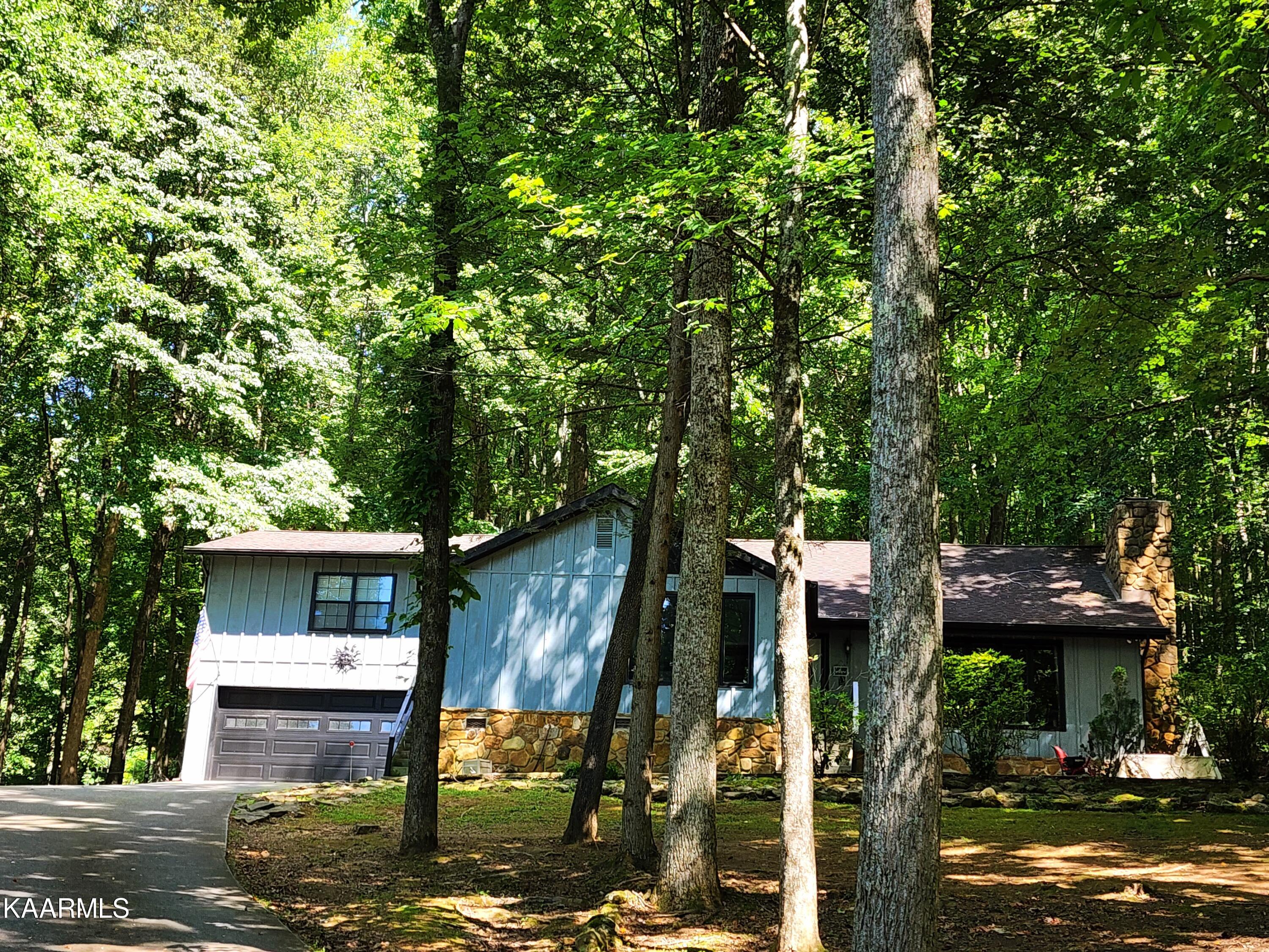 115 Wheat Ridge Oliver Springs, TN 37840 - Photo 2 of 51 20230712_154812