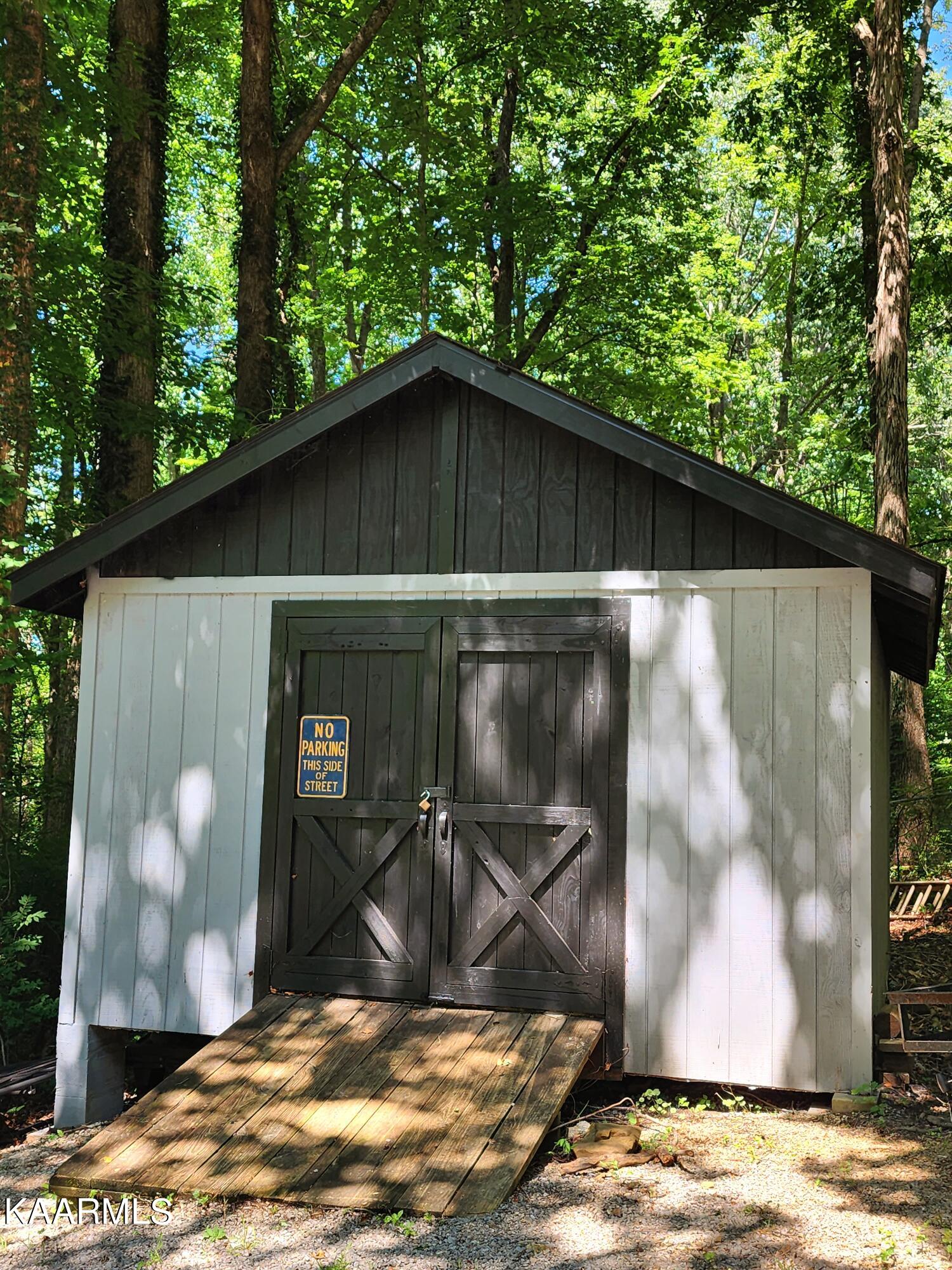 115 Wheat Ridge Oliver Springs, TN 37840 - Photo 39 of 51 Shed