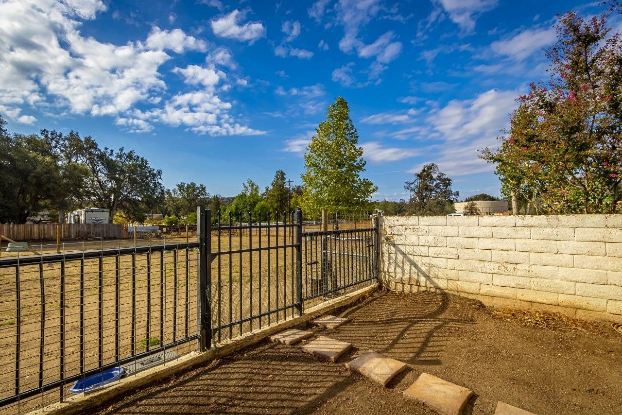 32089 Delaware Road Coarsegold, CA 93614 - Photo 53 of 61 Gallery Image 53