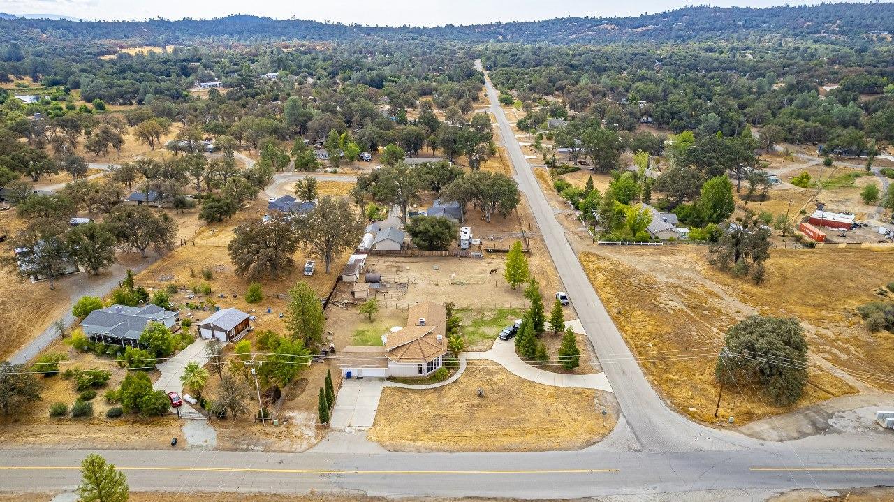 32089 Delaware Road Coarsegold, CA 93614 - Photo 60 of 61 Gallery Image 60