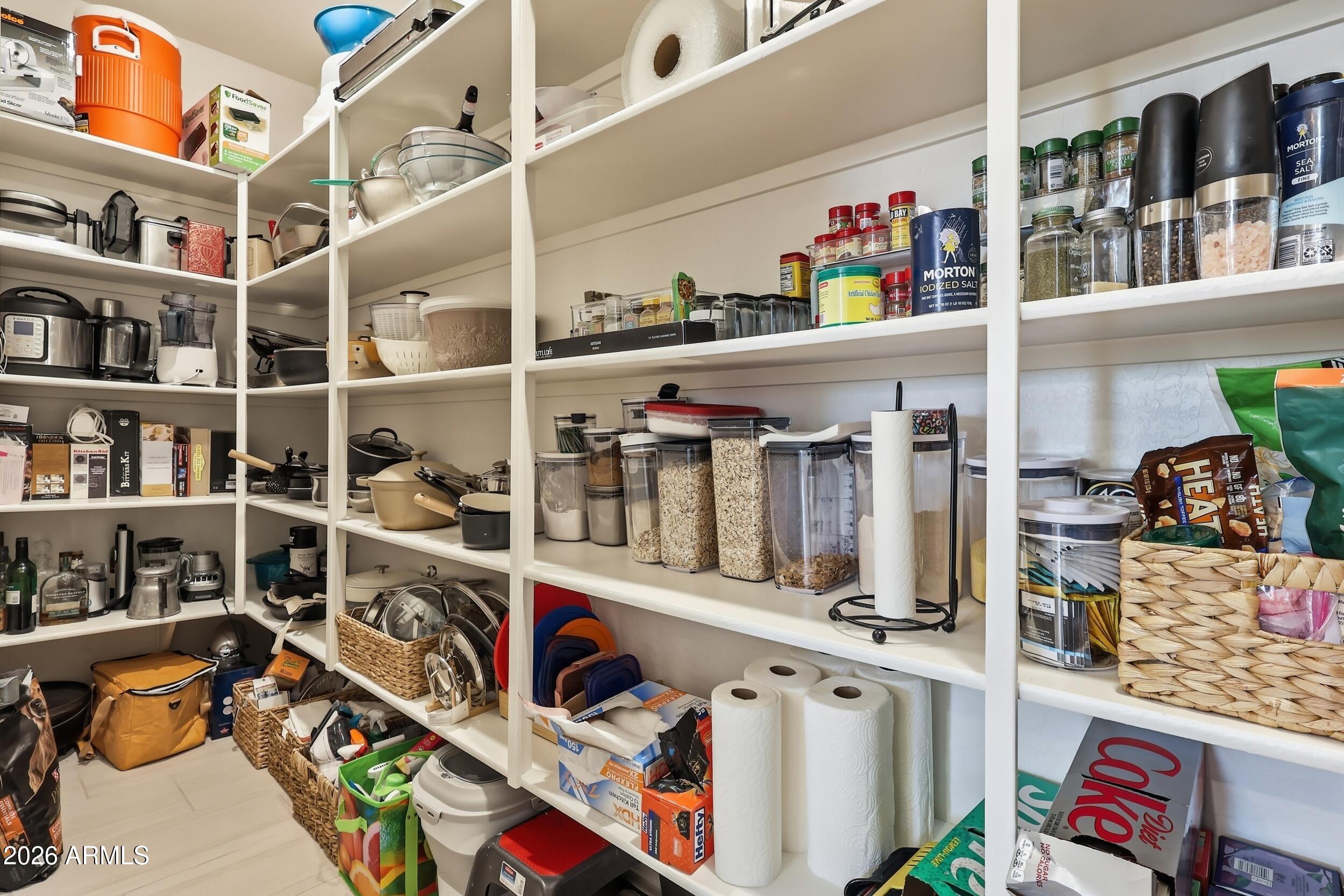 47347 West Cansados Road Maricopa, AZ 85139 - Photo 19 of 43 HUGE Pantry