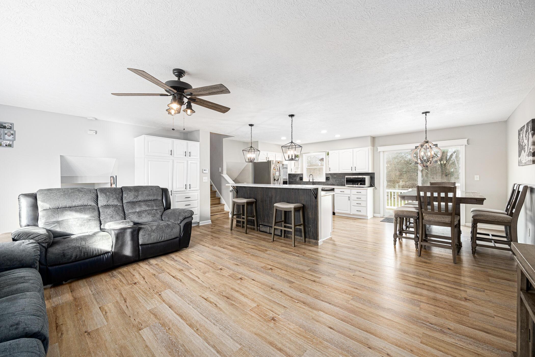 8224 Harlem Road Westerville, OH 43081 - Photo 11 of 67 8224 Harlem Rd 060