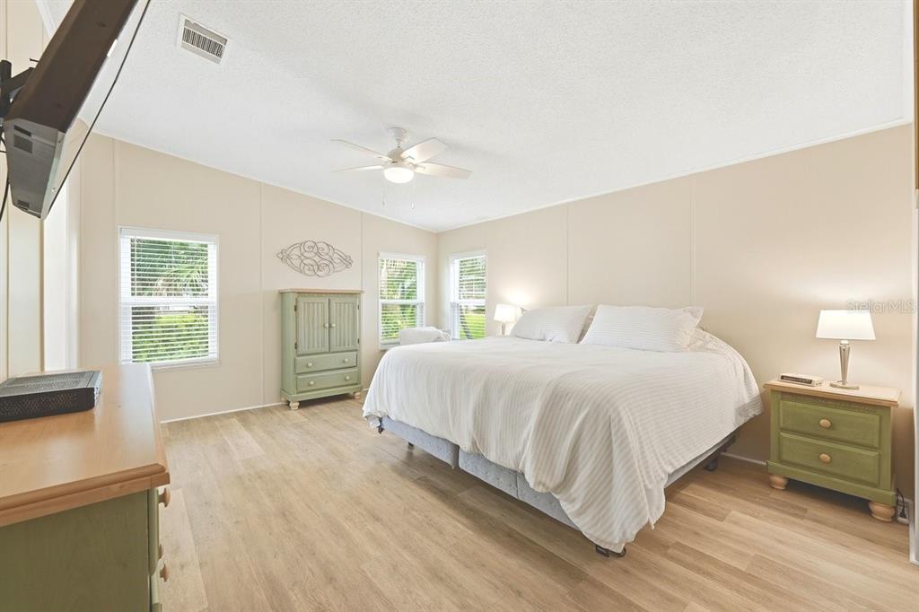 304 Portside Lane Edgewater, FL 32141 - Photo 38 of 70