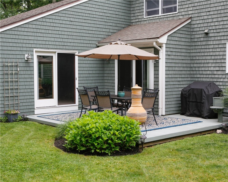 846 Curtis Corner Road South Kingstown, RI 02879 - Photo 7 of 36 Gallery Image 7