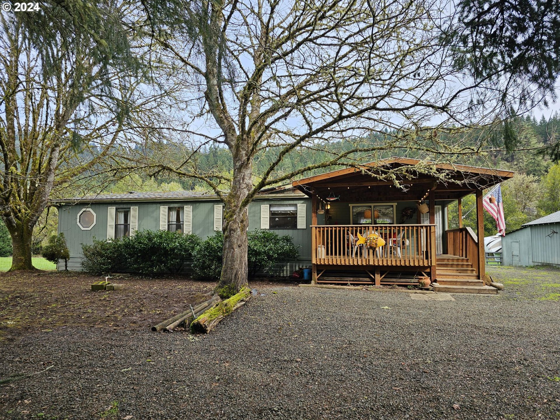 2661 Bullock Road Oakland, OR 97462 - Photo 2 of 25 Gallery Image 2