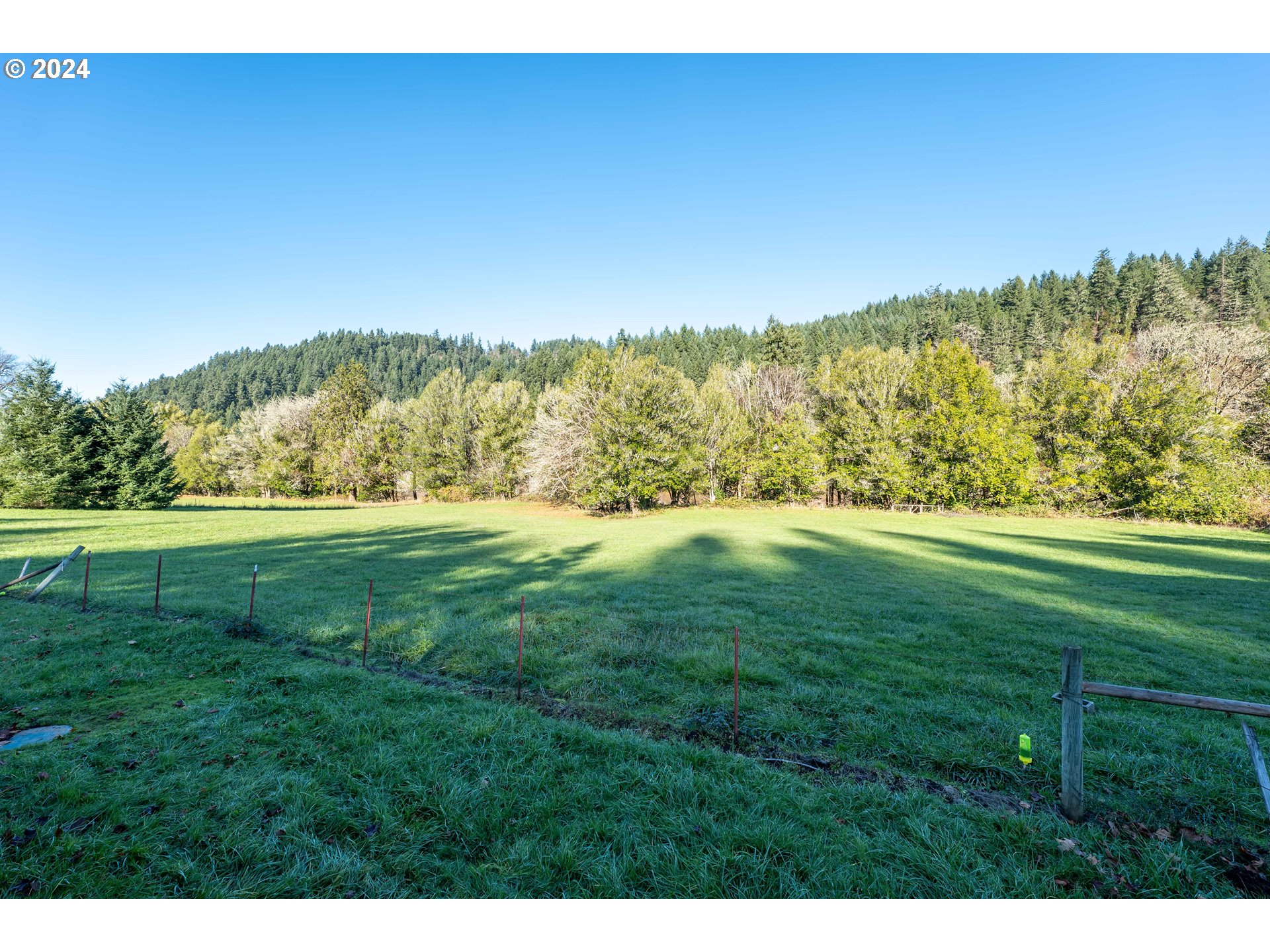 2661 Bullock Road Oakland, OR 97462 - Photo 22 of 25 Gallery Image 22