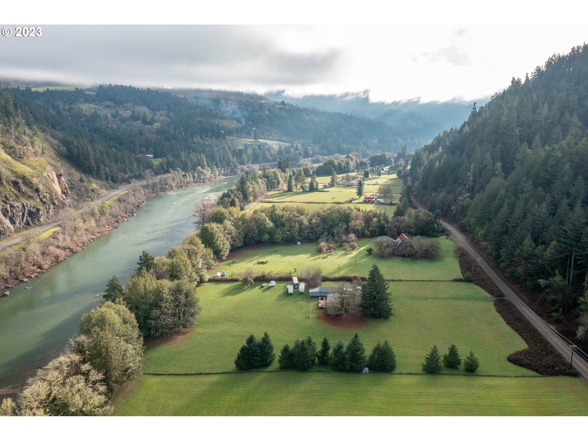 2661 Bullock Road Oakland, OR 97462 - Photo 24 of 25 Gallery Image 24
