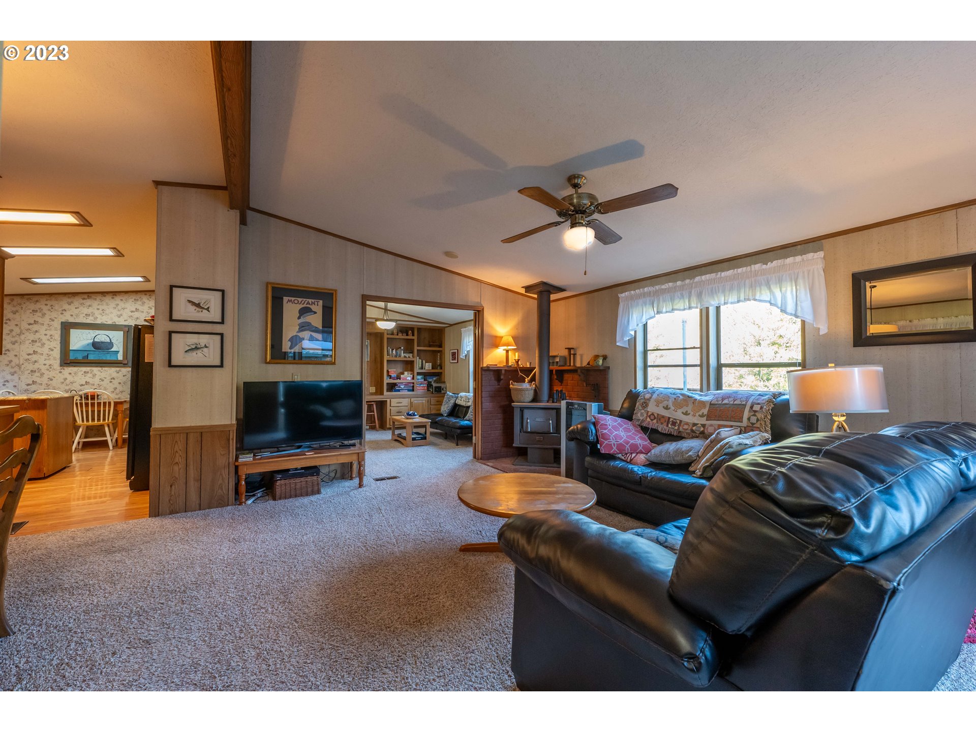 2661 Bullock Road Oakland, OR 97462 - Photo 3 of 25 Gallery Image 3