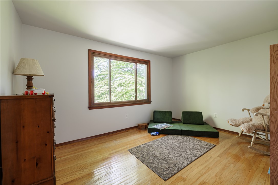 291 Whitney Road Perinton, NY 14526 - Photo 31 of 35