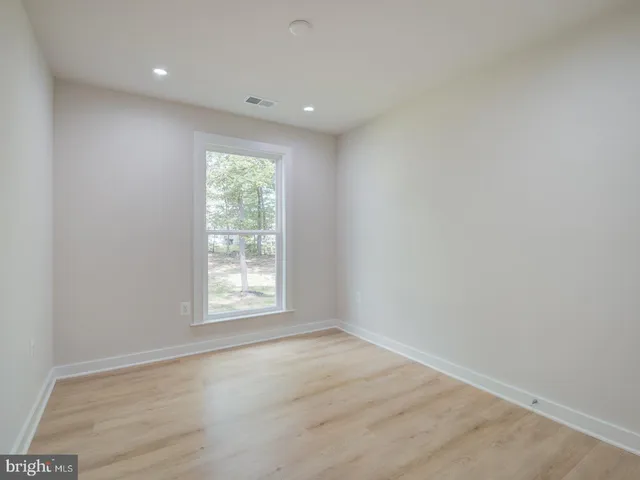 $3,700 | 14750 Jordan Lane, Haymarket, VA 20169