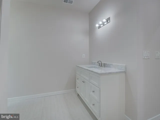 $3,700 | 14750 Jordan Lane, Haymarket, VA 20169