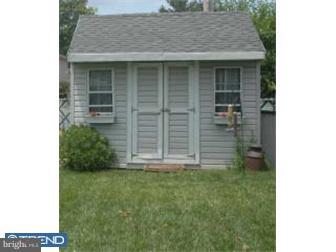 14 Downhill Road Levittown, PA 19056 - Photo 3 of 7 Gallery Image 3
