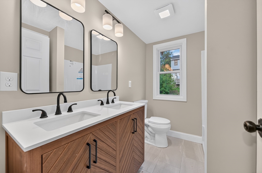 69 Orient Street Worcester, MA 01604 - Photo 11 of 42