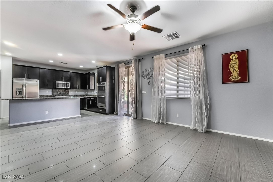 7304 Spring Flower Avenue Las Vegas, NV 89117 - Photo 11 of 36