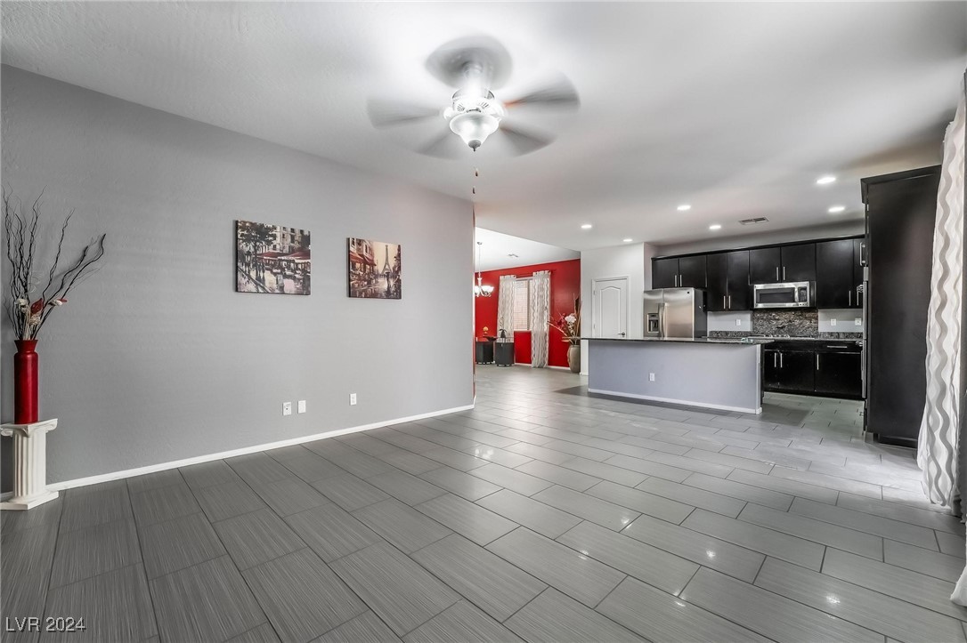7304 Spring Flower Avenue Las Vegas, NV 89117 - Photo 12 of 36