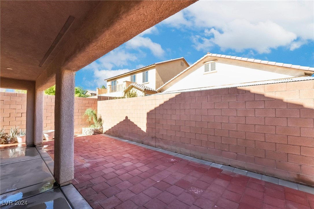 7304 Spring Flower Avenue Las Vegas, NV 89117 - Photo 34 of 36