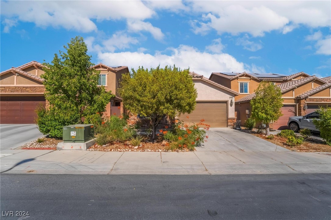 7304 Spring Flower Avenue Las Vegas, NV 89117 - Photo 6 of 36