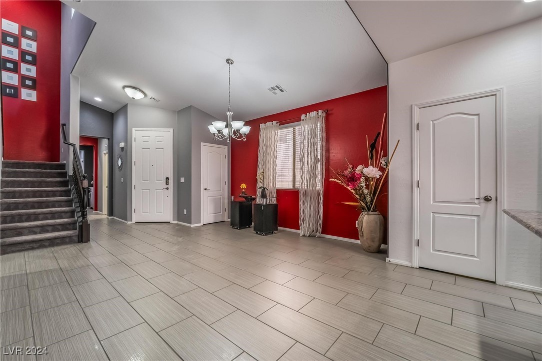 7304 Spring Flower Avenue Las Vegas, NV 89117 - Photo 9 of 36