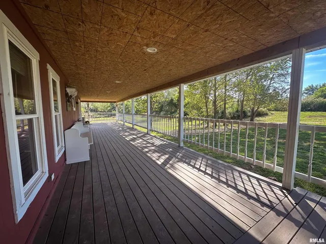 $525,000 | 9358 Leisure Lane, Marion, IL 62959