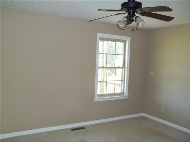 5049 Betts Road Greenbrier, TN 37073 - Photo 17 of 20 Gallery Image 17