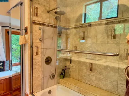 $1,699,000 | 163 El Toyonal, Orinda, CA 94563