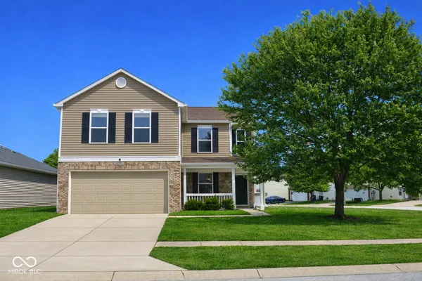 $300,000 | 1795 Feather Reed Lane, Greenwood, IN 46143