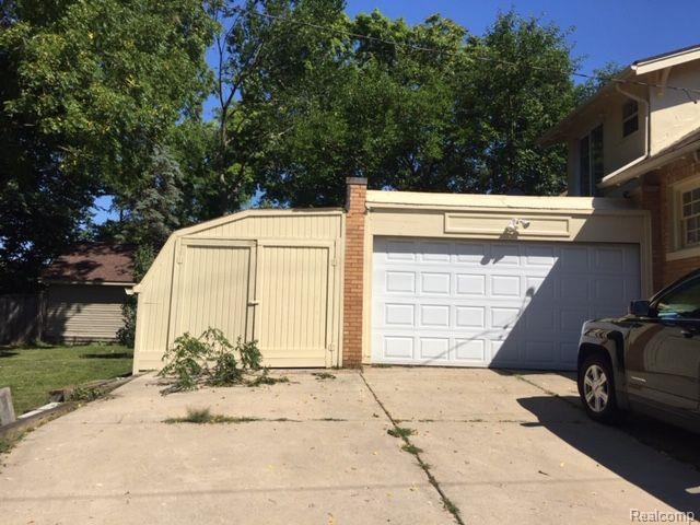 124 Cherokee Road Pontiac, MI 48341 - Photo 25 of 25 Gallery Image 25