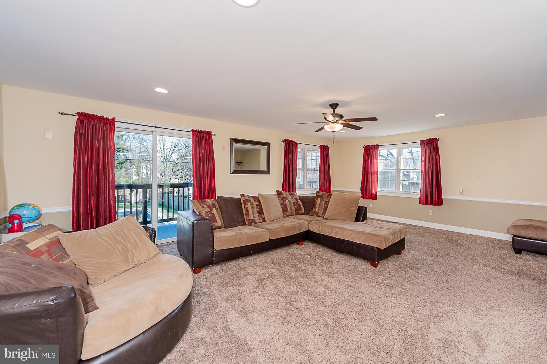 5565 Ashbourne Road Baltimore, MD 21227 - Photo 27 of 47 FAMILY ROOM