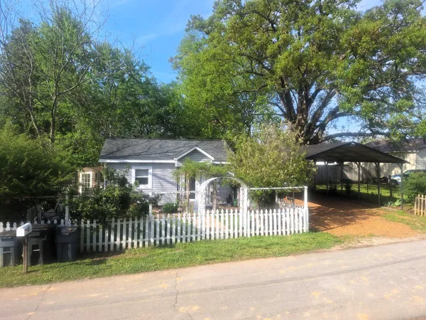 $150,000 | 108 Weaver Street, Decherd, TN 37324