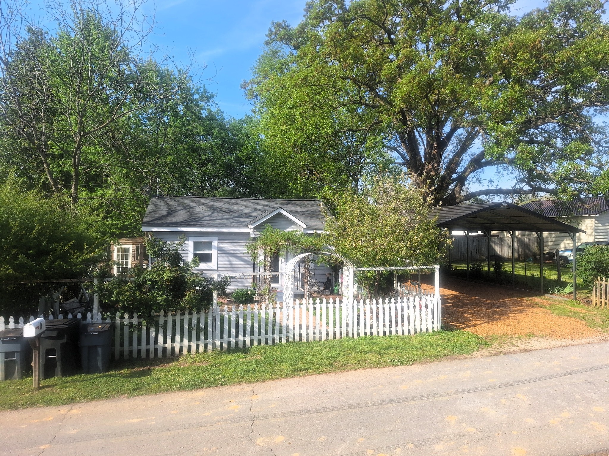 108 Weaver Street Decherd, TN 37324 - Photo 1 of 14