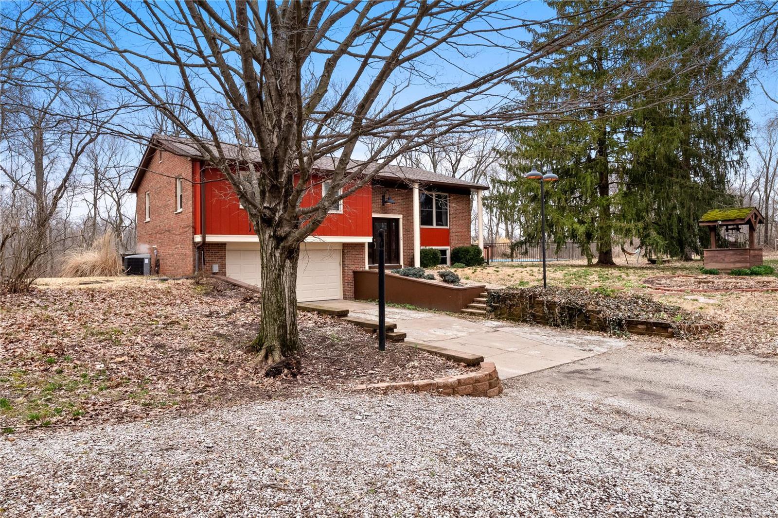8215 County Line Road Collinsville, IL 62234 - Photo 35 of 39