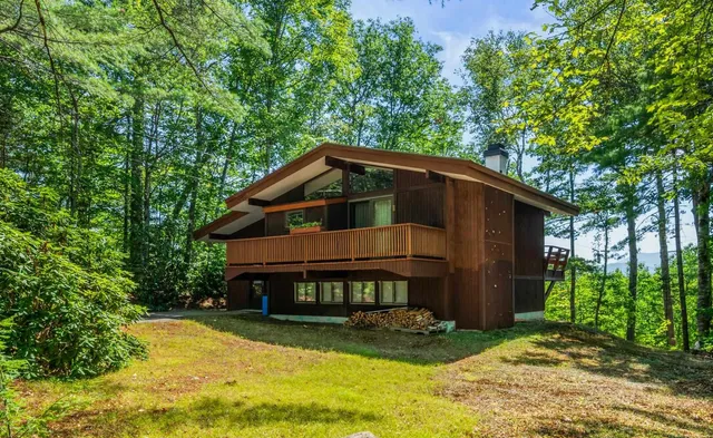 $695,000 | 27 Moat Mountain Circle Road, Bartlett, NH 03845