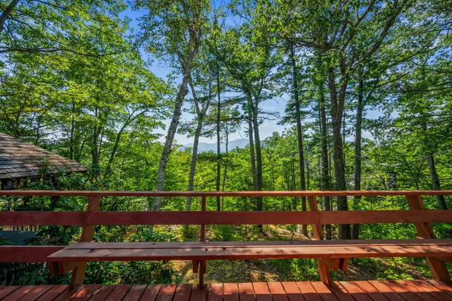 $695,000 | 27 Moat Mountain Circle Road, Bartlett, NH 03845