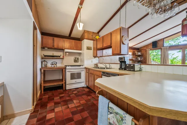 $695,000 | 27 Moat Mountain Circle Road, Bartlett, NH 03845