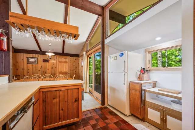 $695,000 | 27 Moat Mountain Circle Road, Bartlett, NH 03845