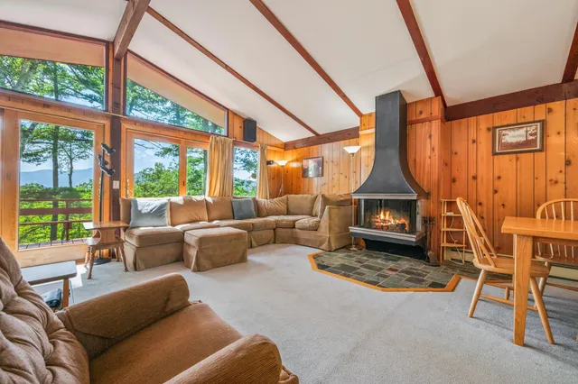 $695,000 | 27 Moat Mountain Circle Road, Bartlett, NH 03845