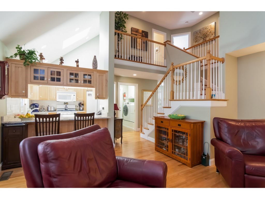 446 Winnacunnet Road Hampton, NH 03842 - Photo 5 of 28