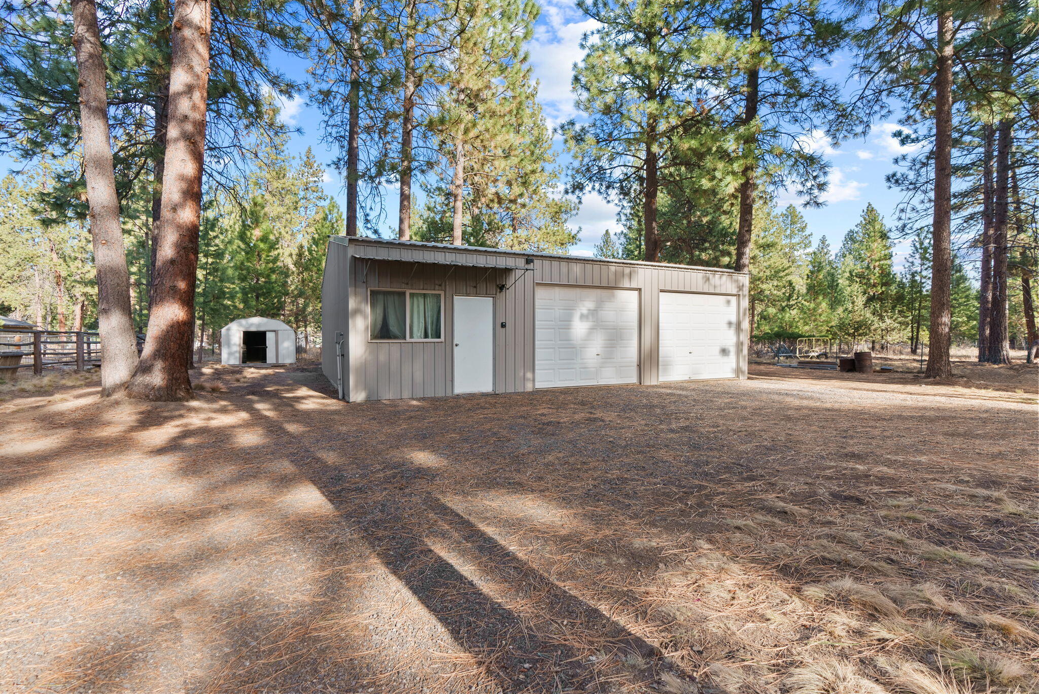 19276 Kiowa Road Bend, OR 97702 - Photo 42 of 46 16-web-or-mls-Riley Visuals-16