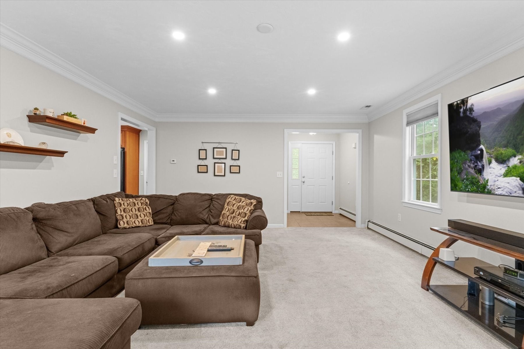 65 Arbor Road Uxbridge, MA 01569 - Photo 11 of 42 Gallery Image 11